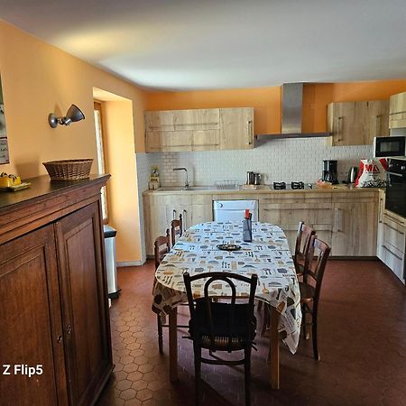 La Grande Maison Dans La Prairie Caille 外观 照片