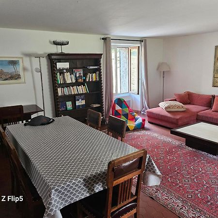 La Grande Maison Dans La Prairie Caille 外观 照片