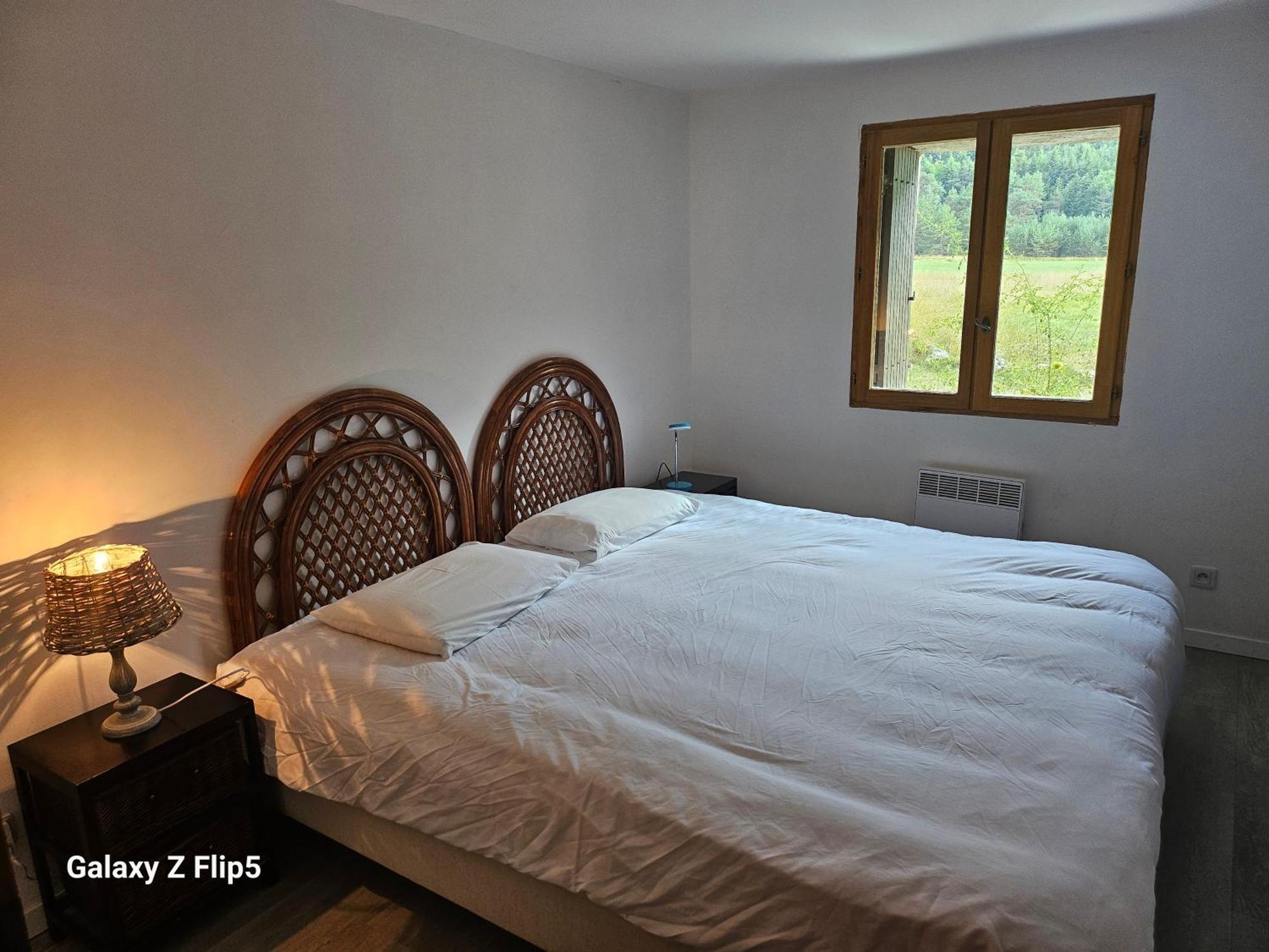 La Grande Maison Dans La Prairie Caille 外观 照片